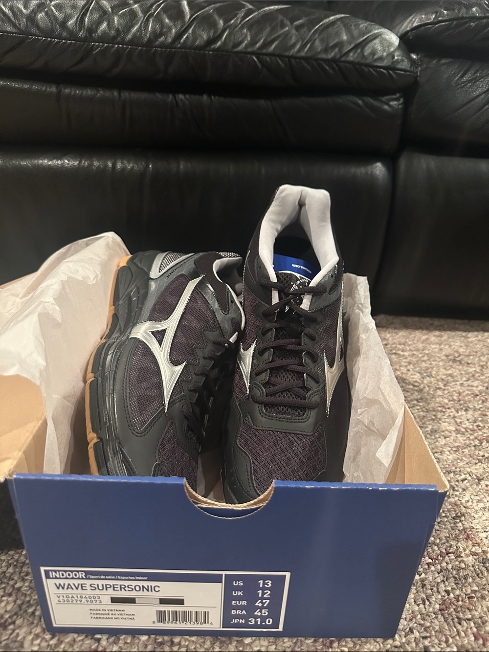 Mizuno Men's Wave Supersonic Black with Gum Sole Sneakers